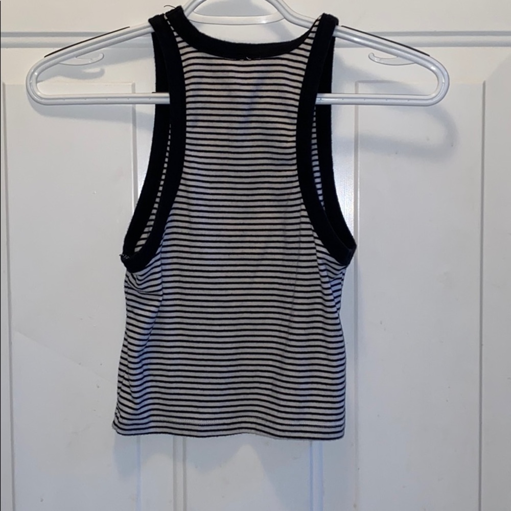 Halter top - Picture 2 of 2